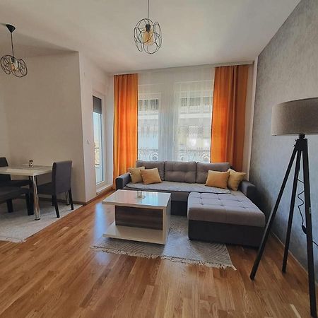 Zara 1 Apartman Μπιέλινα Εξωτερικό φωτογραφία