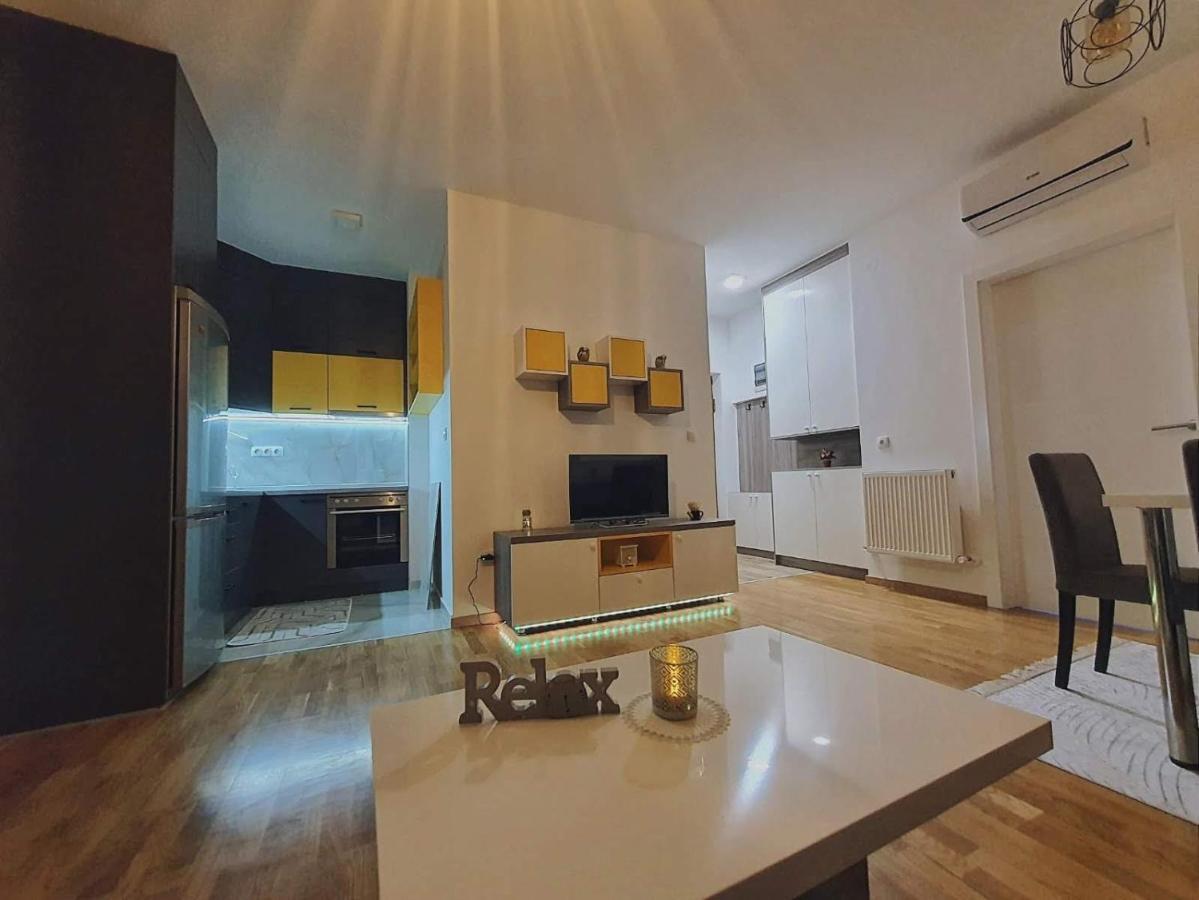 Zara 1 Apartman Μπιέλινα Εξωτερικό φωτογραφία