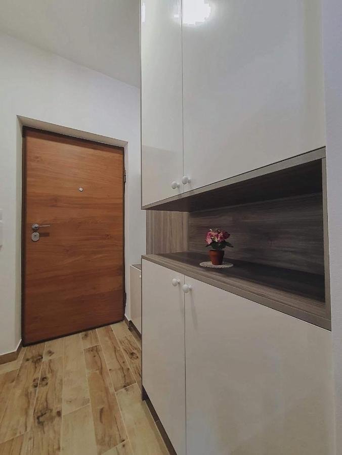 Zara 1 Apartman Μπιέλινα Εξωτερικό φωτογραφία